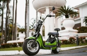 Índia amplia incentivo para 4,5 milhões de motos elétricas