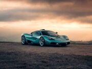 Gordon Murray S1 estreia com motor V12 e posição central de condução