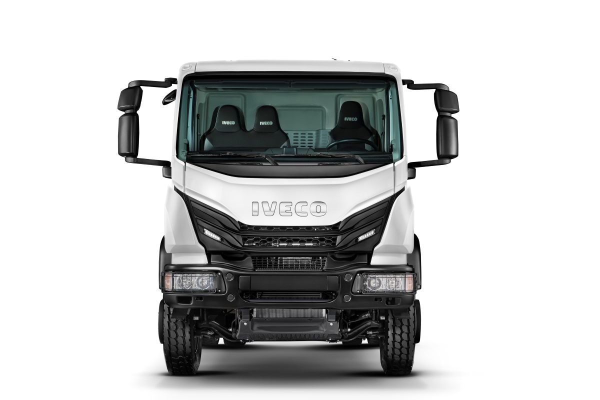 Iveco Tector 27-320 premiado