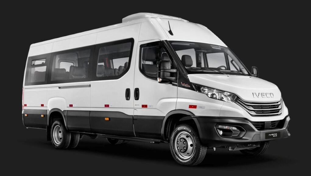 Linha Daily Minibus Hi-Matic