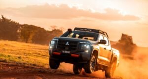 Mitsubishi Triton Sertões leva DNA do rali para série limitada
