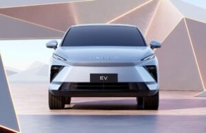 Omoda E5 evolui em potência e tecnologia para o mercado nacional