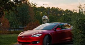 Estados Unidos investigam suspensão de 1,2 milhão de Tesla
