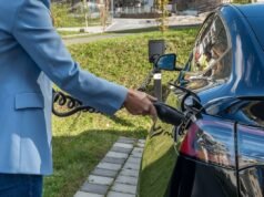 Reino Unido reduz descontos para carros elétricos em julho