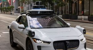 Robotáxis sem volante da Zoox avançam para operação paga nos EUA