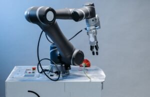 Robô utiliza inteligência artificial para desmontar baterias