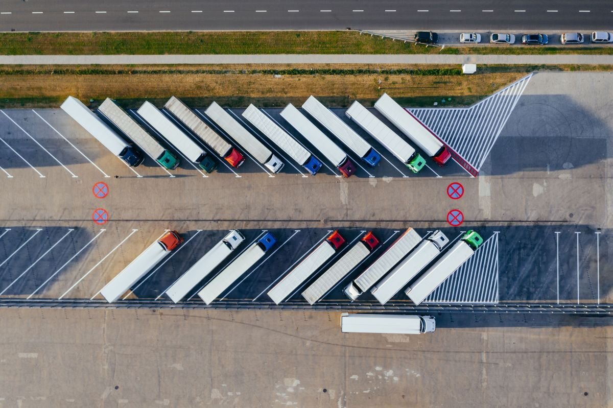 Caminhões em operação