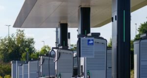 Rede elétrica limita potência de carregadores na Hungria