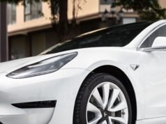 Greve da Tesla termina na Suécia após quase três anos