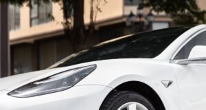 Greve da Tesla termina na Suécia após quase três anos