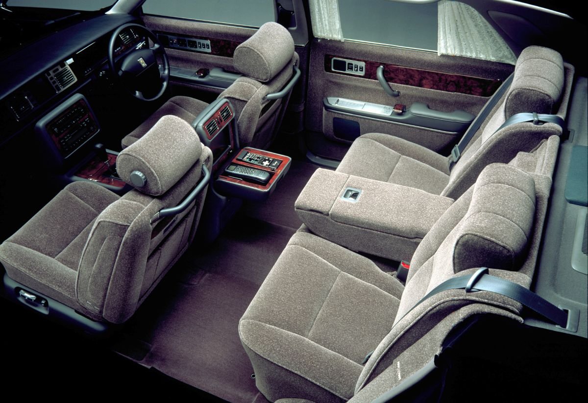 Interior do Toyota Century