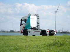 BYD apresenta cavalo mecânico elétrico de 1.000 cavalos