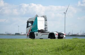 BYD apresenta cavalo mecânico elétrico de 1.000 cavalos