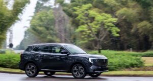 Caoa Changan CS55 estreia híbrido plug-in flex e alcança 3 mil pedidos