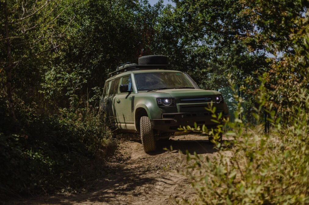 Defender militar da Jaguar Land Rover