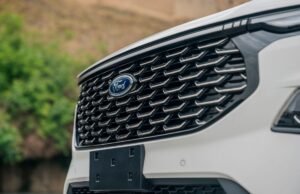 Ford alerta para avanço chinês, mas mantém acordos tecnológicos