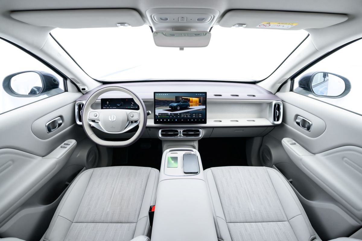 Interior do Leapmotor B10 Ultra-Híbrido 2027