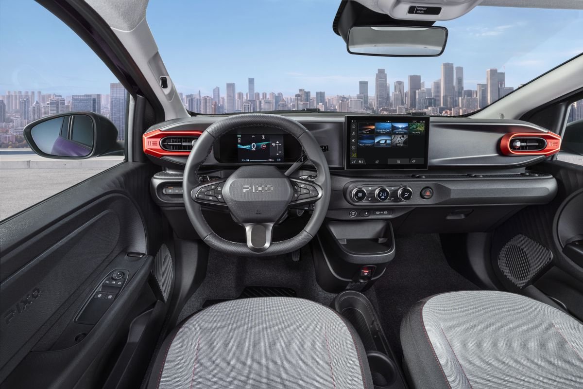 Interior do Nissan Pixo