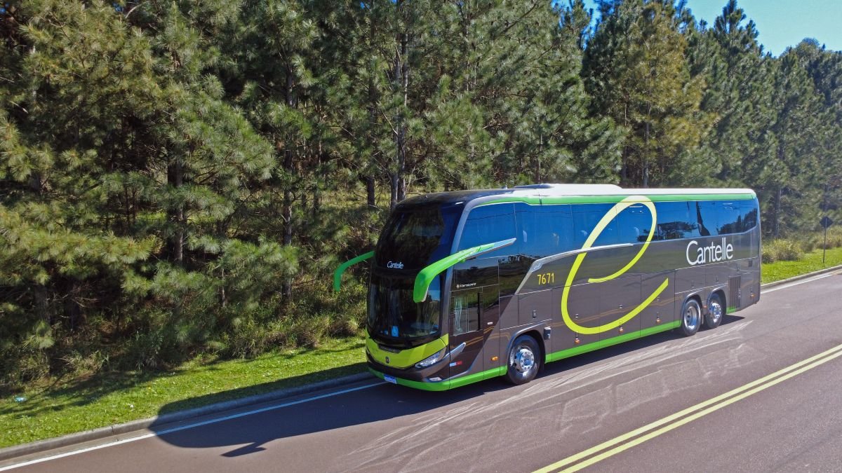 Novos ônibus da Princesa dos Campos e Cantelle