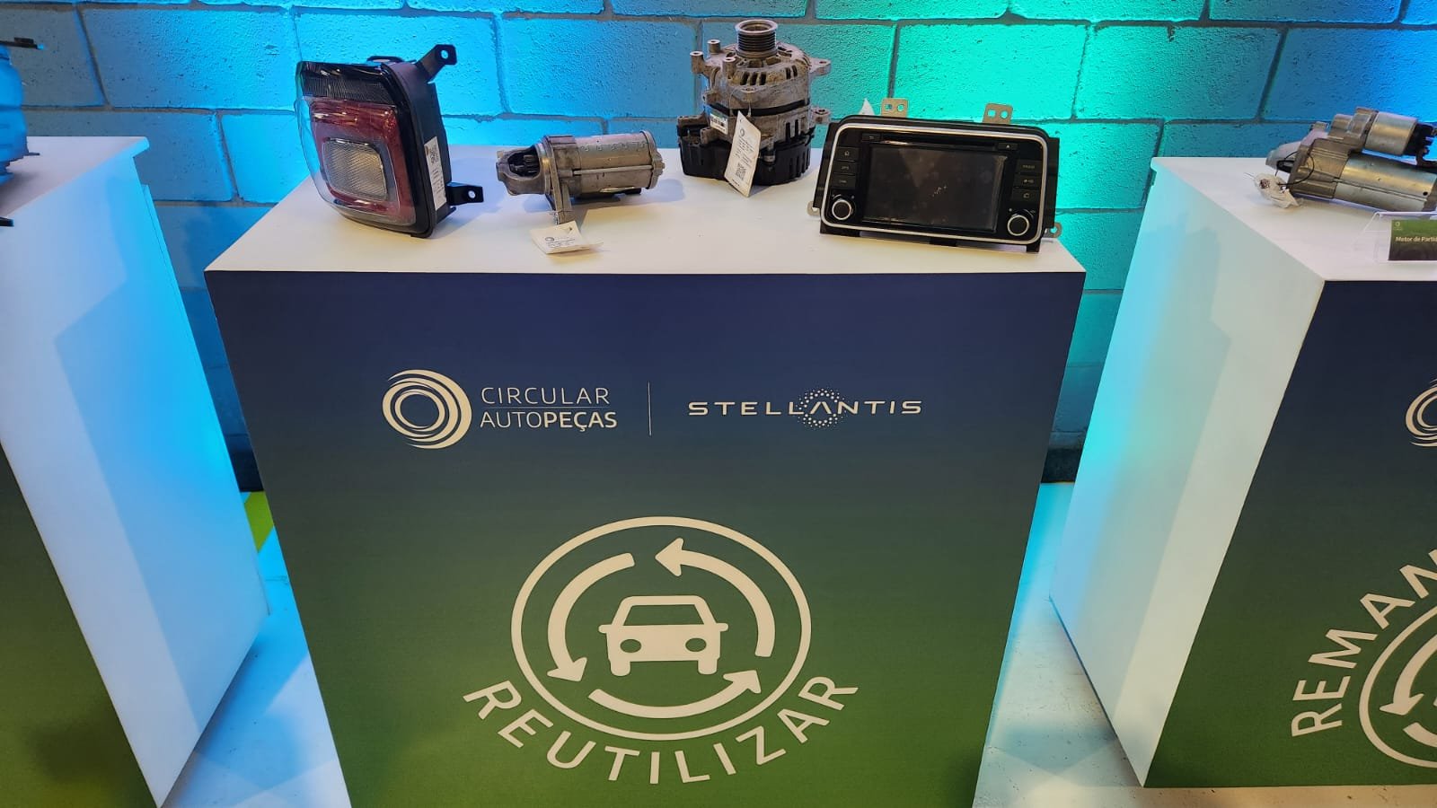 Desmontagem de veículos na Stellantis