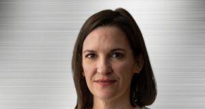 Stephanie Hartgrove assume comunicação global da Stellantis
