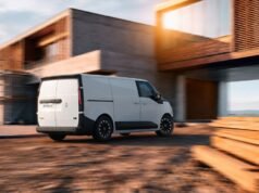 Renault Trafic elétrica terá autonomia superior a 470 quilômetros