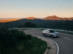 Volvo EX60 combina bateria e eficiência para rodar 810 quilômetros