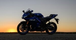 Yamaha confirma preços da R7 e da edição de 70 anos