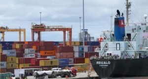 Brasil projeta R$ 96 bilhões em investimentos portuários Brasil projeta R$ 96 bilhões em investimentos portuários