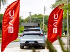 Baic inicia operação no Brasil com o elétrico Arcfox T1