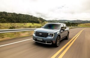 Ford amplia Maverick 2026 com versão Lariat de 253 cavalos