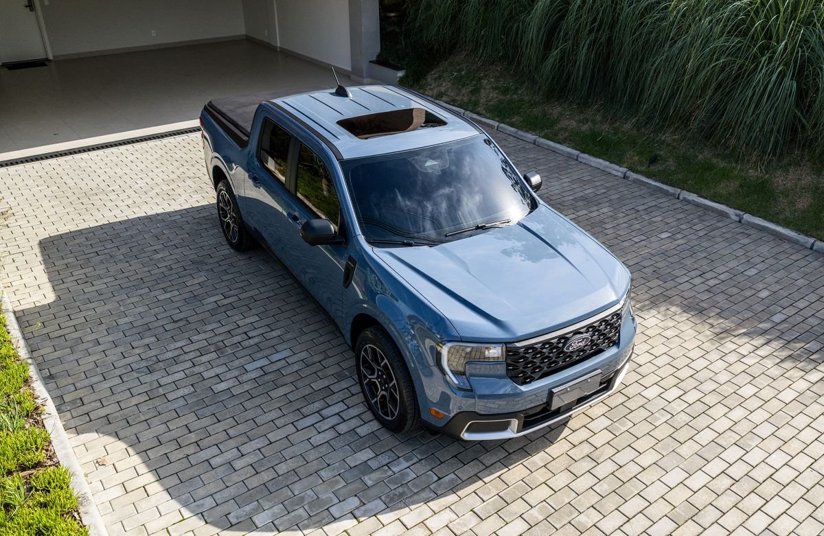 Interior da Maverick 2026 Lariat