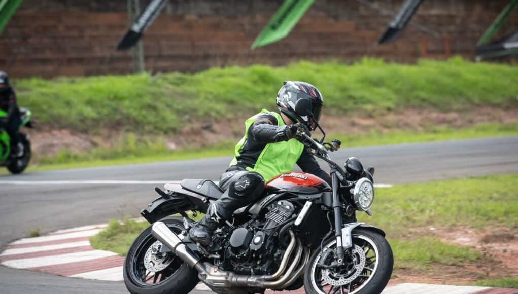 Kawasaki Day marca 18 anos da fabricante no Brasil - Divulgação (1)