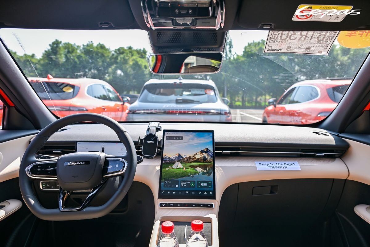 Lepas L6 PHEV em teste