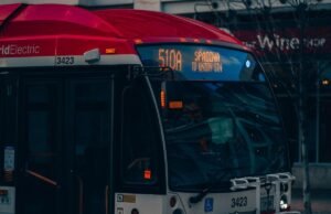 Ônibus eletrificados exigem suporte por mais de uma década