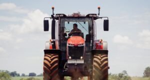 Transmissão CVT reduz consumo de tratores em mais de 30%
