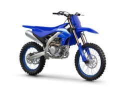 Yamaha YZ250F 2027 troca motor e amplia controles em pista